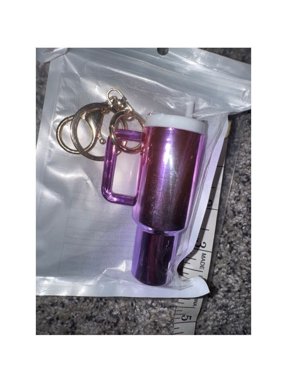 Women's Unbranded Purple Magenta Tumbler Keychain One Size - Picture 3 of 7